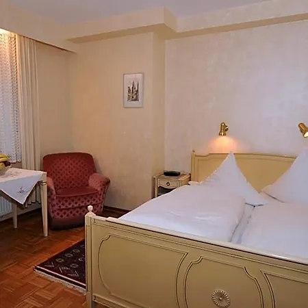 Ξενοδοχείο Waldersee 3*